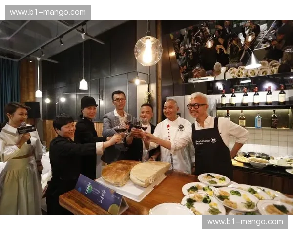 厄斯特松vs福拉：一场跨越时空的浪漫邂逅与美食盛宴